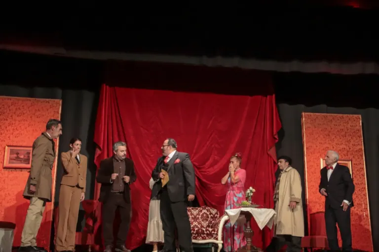 L'ispettore, Compagnia Teatrale Jonica: foto di scena