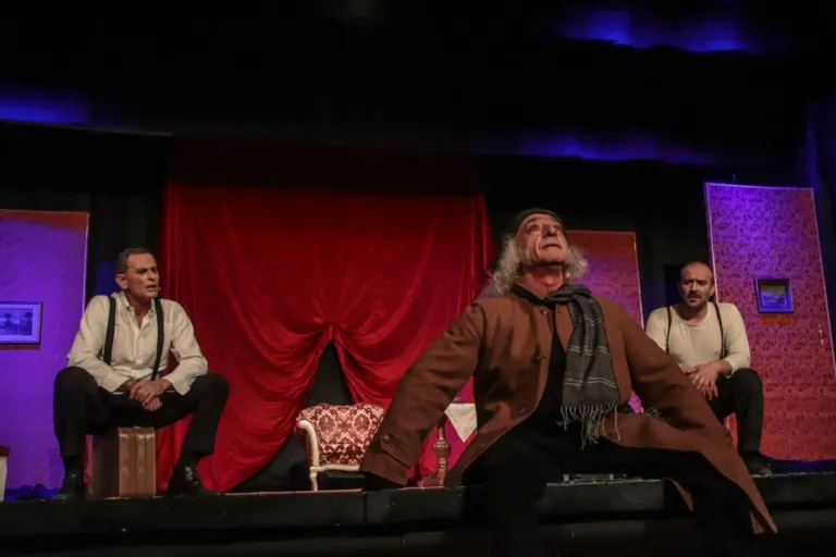L'ispettore, Compagnia Teatrale Jonica: foto di scena