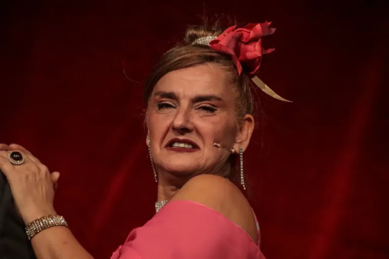 L'ispettore, Compagnia Teatrale Jonica: foto di scena