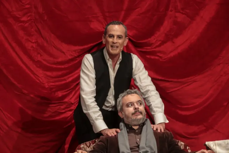 L'ispettore, Compagnia Teatrale Jonica: foto di scena