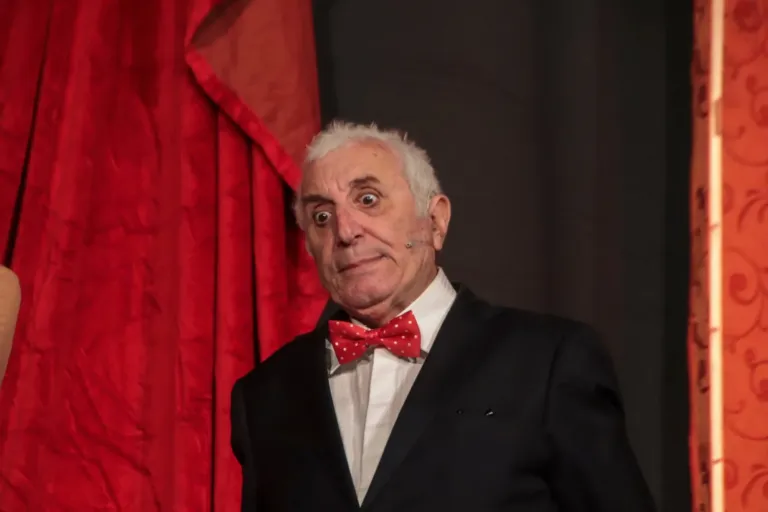 L'ispettore, Compagnia Teatrale Jonica: foto di scena