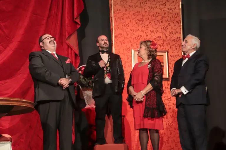 L'ispettore, Compagnia Teatrale Jonica: foto di scena