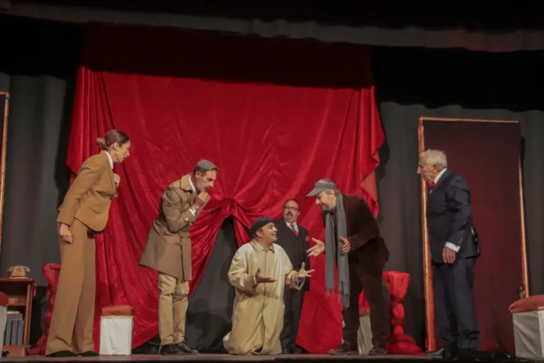 L'ispettore, Compagnia Teatrale Jonica: foto di scena