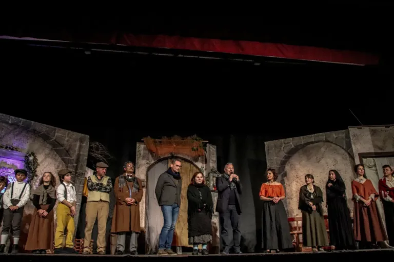 Lumie di Sicilia, Compagnia Teatrale Jonica: foto di scena