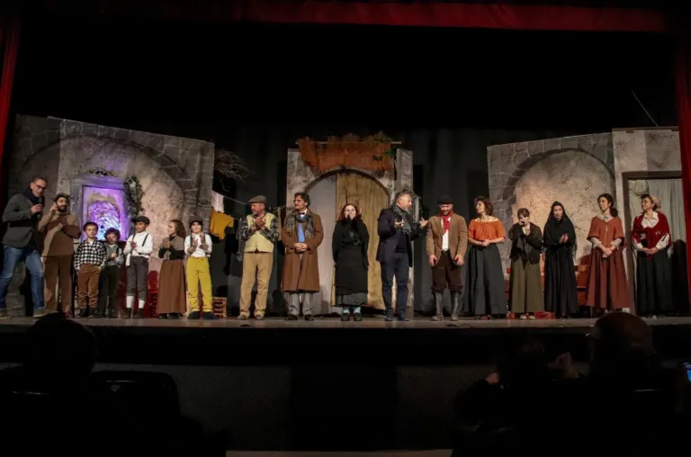 Lumie di Sicilia, Compagnia Teatrale Jonica: foto di scena