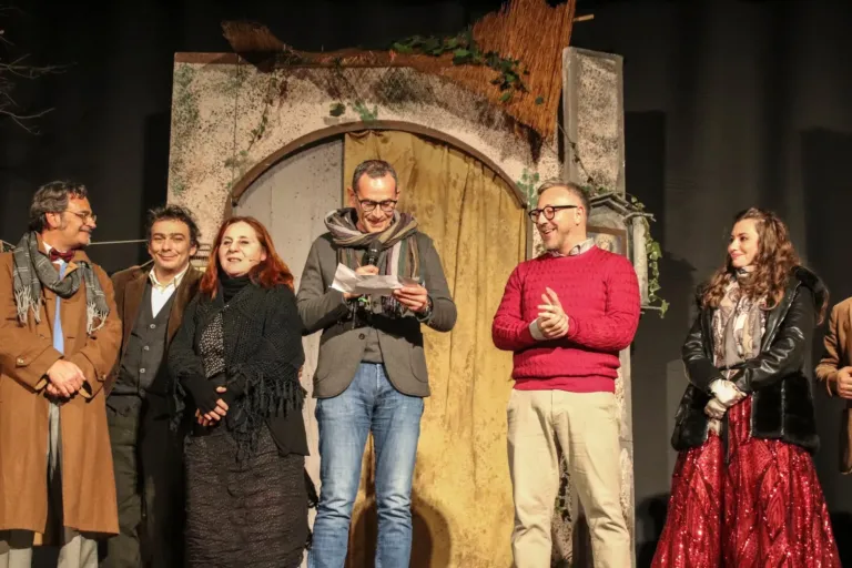 Lumie di Sicilia, Compagnia Teatrale Jonica: foto di scena