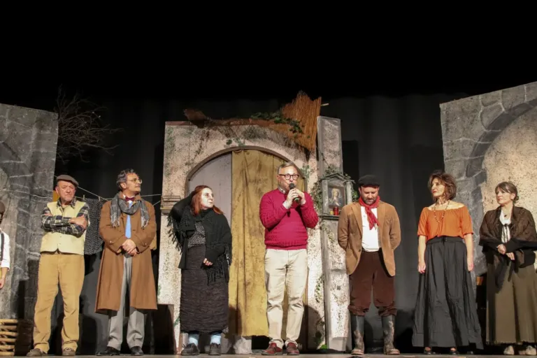 Lumie di Sicilia, Compagnia Teatrale Jonica: foto di scena