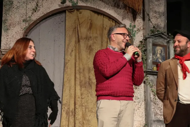 Lumie di Sicilia, Compagnia Teatrale Jonica: foto di scena