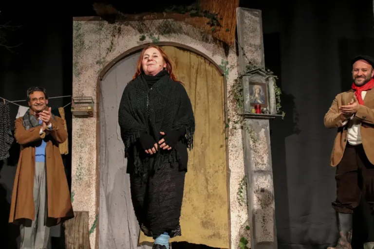 Lumie di Sicilia, Compagnia Teatrale Jonica: foto di scena