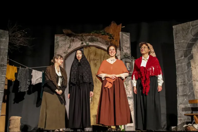 Lumie di Sicilia, Compagnia Teatrale Jonica: foto di scena
