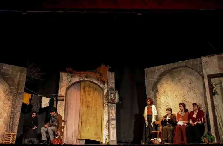 Lumie di Sicilia, Compagnia Teatrale Jonica: foto di scena