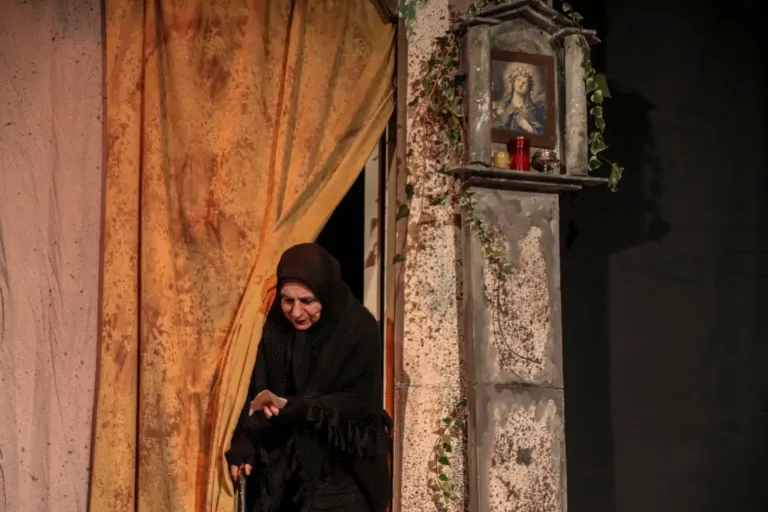 Lumie di Sicilia, Compagnia Teatrale Jonica: foto di scena