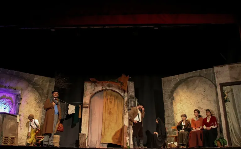 Lumie di Sicilia, Compagnia Teatrale Jonica: foto di scena
