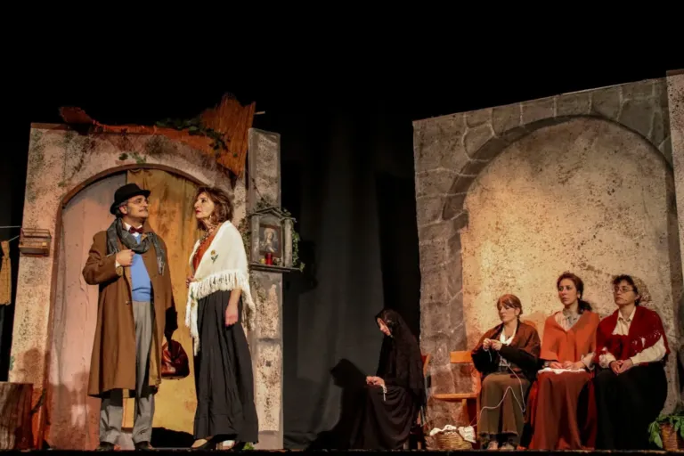 Lumie di Sicilia, Compagnia Teatrale Jonica: foto di scena