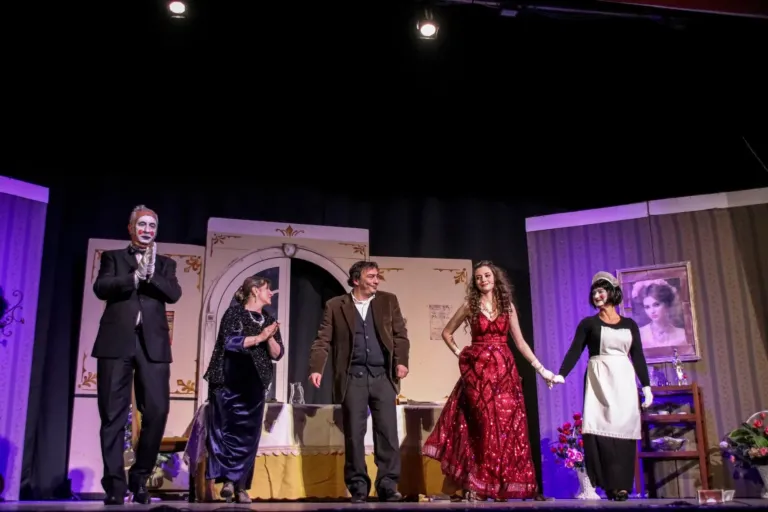 Lumie di Sicilia, Compagnia Teatrale Jonica: foto di scena