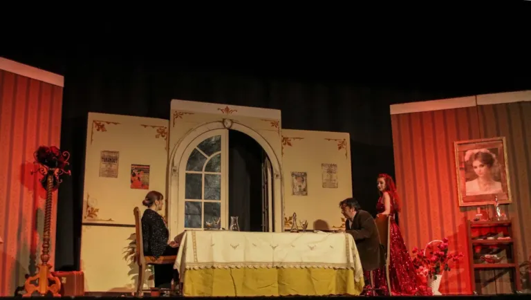 Lumie di Sicilia, Compagnia Teatrale Jonica: foto di scena