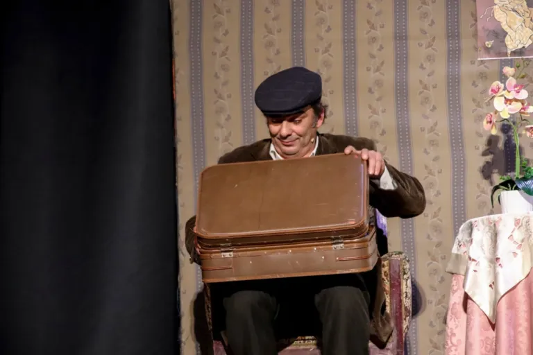 Lumie di Sicilia, Compagnia Teatrale Jonica: foto di scena