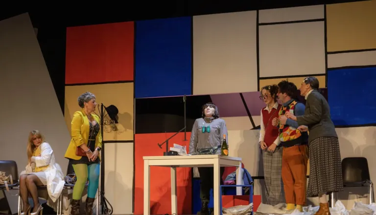 Matti da slegare, Compagnia Teatrale Jonica: foto di scena