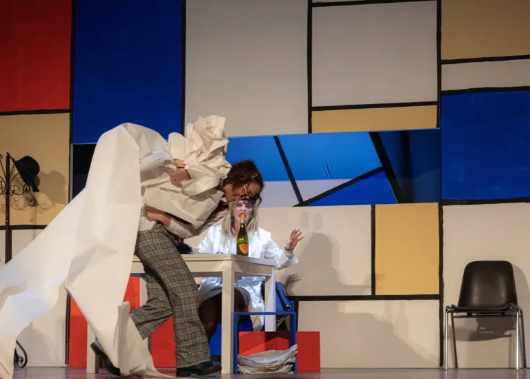 Matti da slegare, Compagnia Teatrale Jonica: foto di scena
