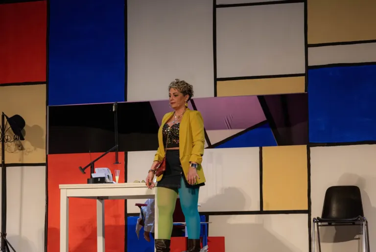Matti da slegare, Compagnia Teatrale Jonica: foto di scena
