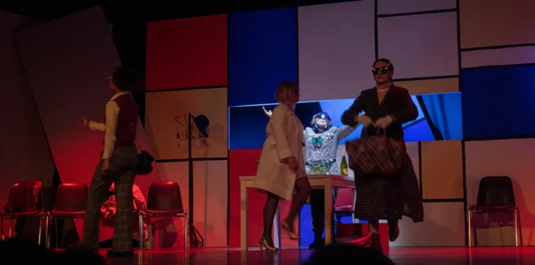 Matti da slegare, Compagnia Teatrale Jonica: foto di scena