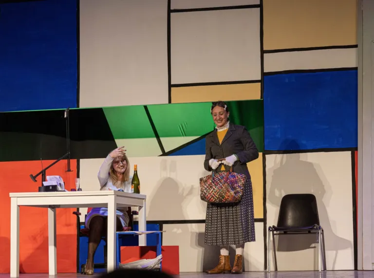 Matti da slegare, Compagnia Teatrale Jonica: foto di scena