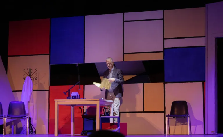 Matti da slegare, Compagnia Teatrale Jonica: foto di scena