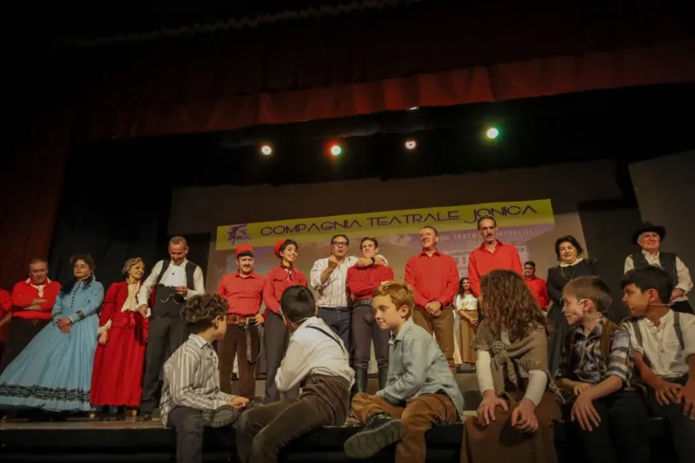 Rinaldo in campo, Compagnia Teatrale Jonica: foto di scena