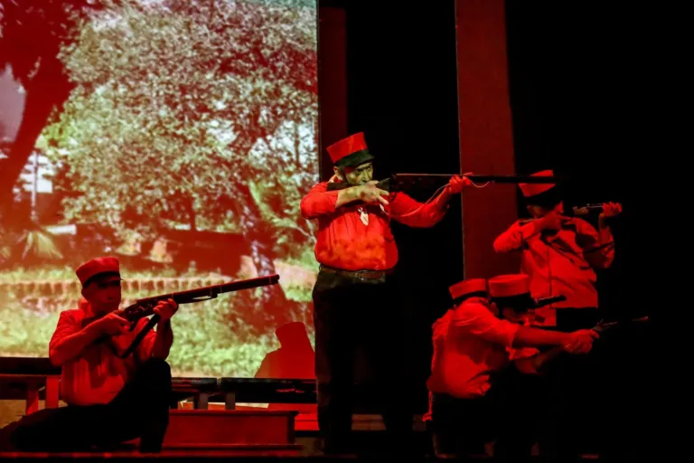 Rinaldo in campo, Compagnia Teatrale Jonica: foto di scena