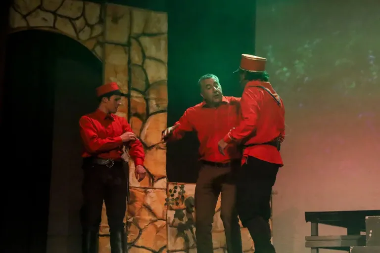 Rinaldo in campo, Compagnia Teatrale Jonica: foto di scena