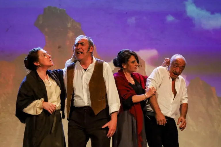 Rinaldo in campo, Compagnia Teatrale Jonica: foto di scena
