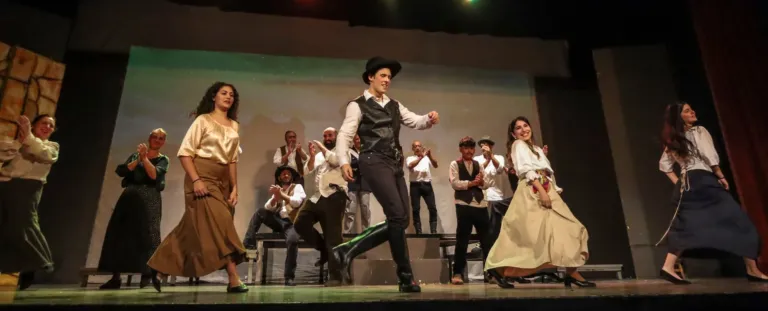 Rinaldo in campo, Compagnia Teatrale Jonica: foto di scena
