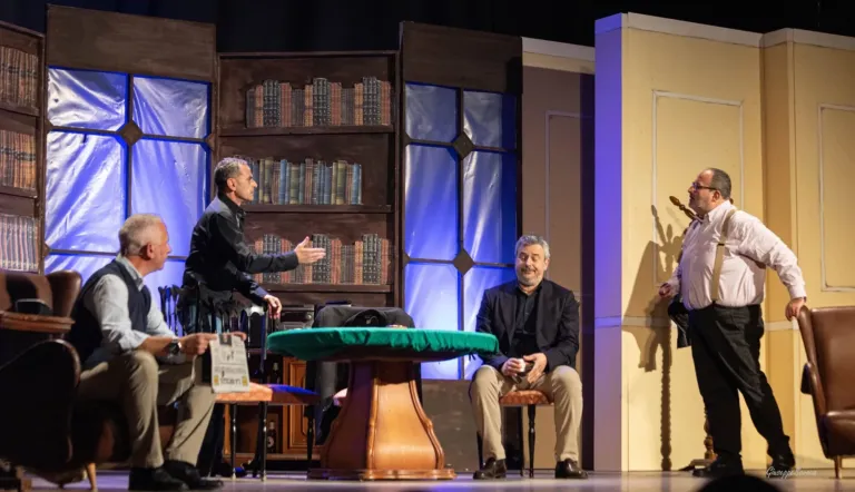 Uomini sull'orlo di una crisi di nervi, Compagnia Teatrale Jonica: foto di scena