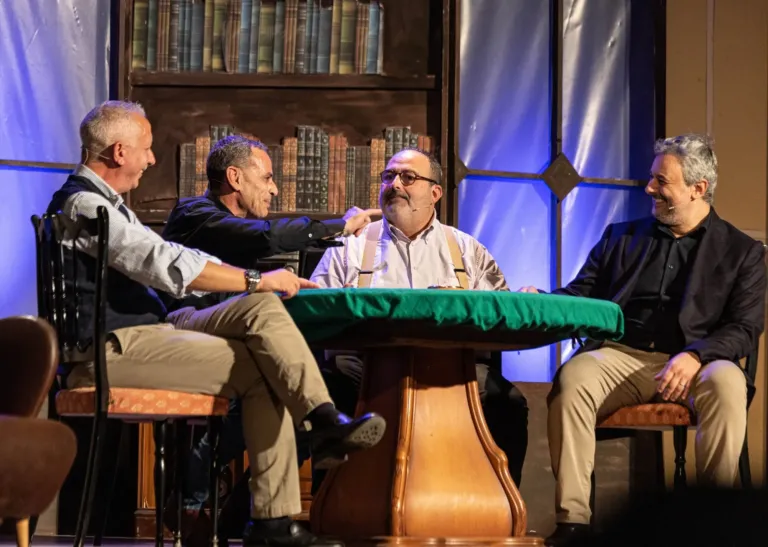 Uomini sull'orlo di una crisi di nervi, Compagnia Teatrale Jonica: foto di scena