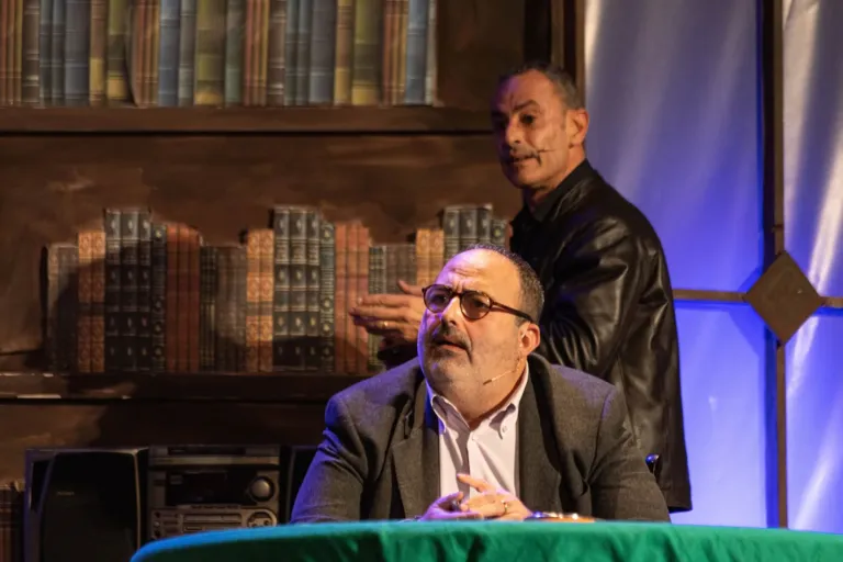 Uomini sull'orlo di una crisi di nervi, Compagnia Teatrale Jonica: foto di scena