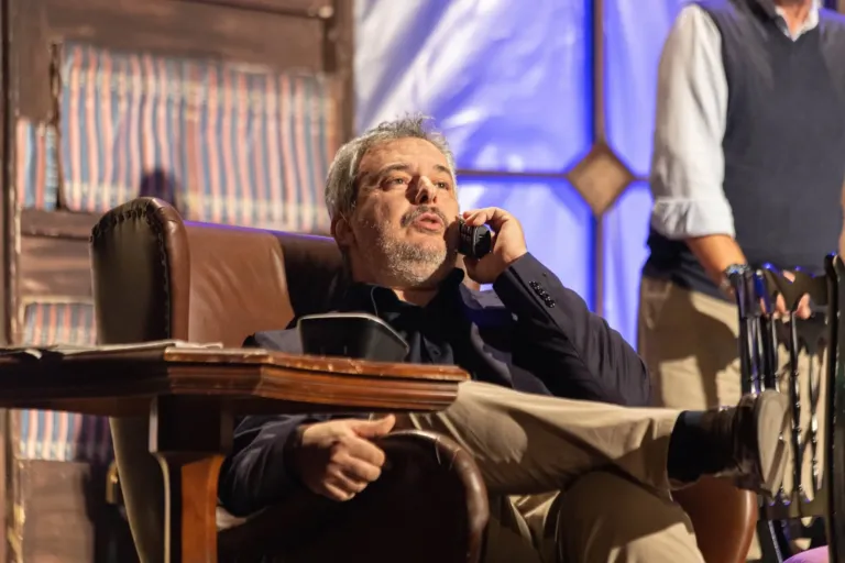Uomini sull'orlo di una crisi di nervi, Compagnia Teatrale Jonica: foto di scena