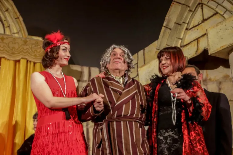 Delitto al castello, Compagnia Teatrale Jonica: foto di scena