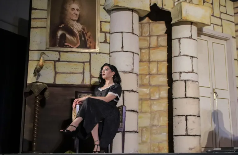 Delitto al castello, Compagnia Teatrale Jonica: foto di scena