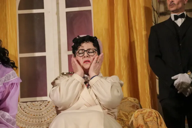 Delitto al castello, Compagnia Teatrale Jonica: foto di scena