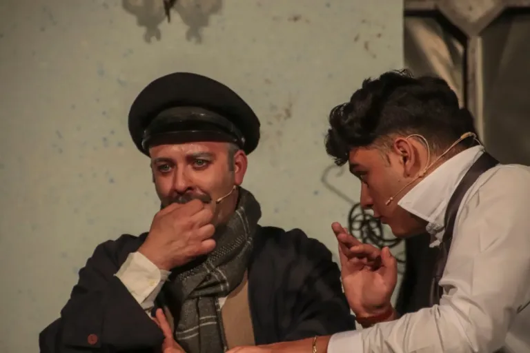 Falsari si nasce, Compagnia Teatrale Jonica: foto di scena