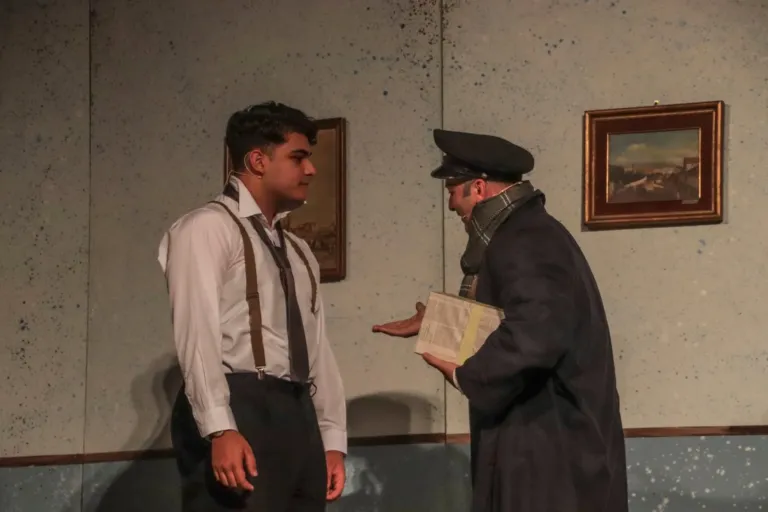Falsari si nasce, Compagnia Teatrale Jonica: foto di scena