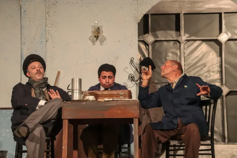 Falsari si nasce, Compagnia Teatrale Jonica: foto di scena