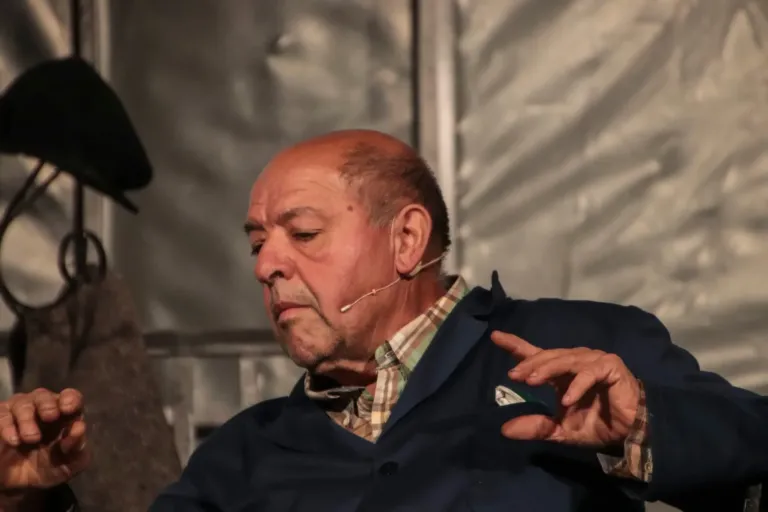 Falsari si nasce, Compagnia Teatrale Jonica: foto di scena