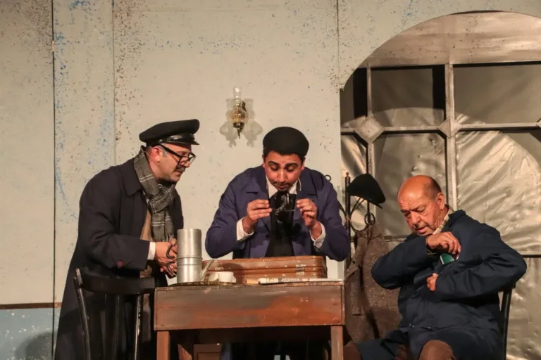 Falsari si nasce, Compagnia Teatrale Jonica: foto di scena