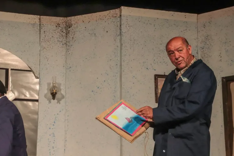 Falsari si nasce, Compagnia Teatrale Jonica: foto di scena