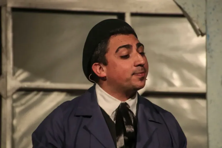 Falsari si nasce, Compagnia Teatrale Jonica: foto di scena
