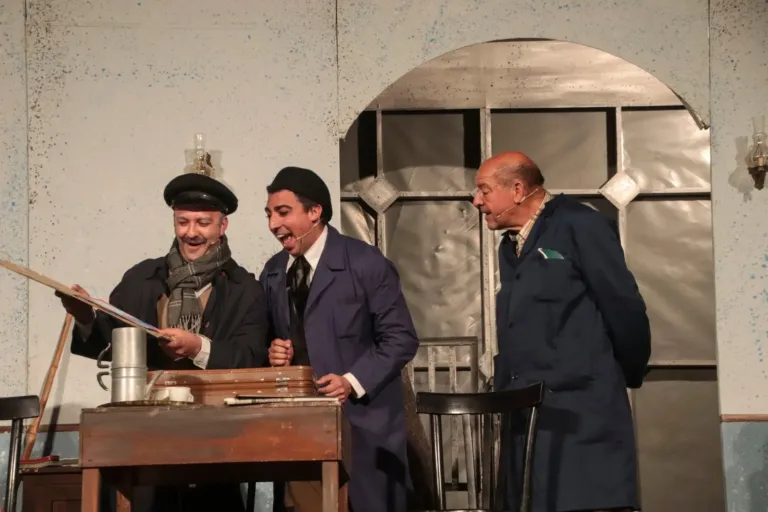 Falsari si nasce, Compagnia Teatrale Jonica: foto di scena