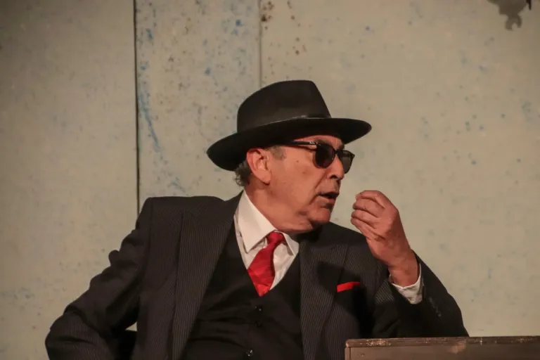 Falsari si nasce, Compagnia Teatrale Jonica: foto di scena