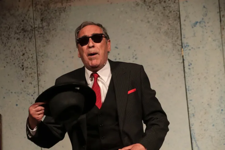 Falsari si nasce, Compagnia Teatrale Jonica: foto di scena