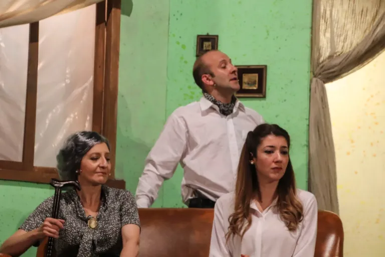 Il bossolo, Compagnia Teatrale Jonica: foto di scena